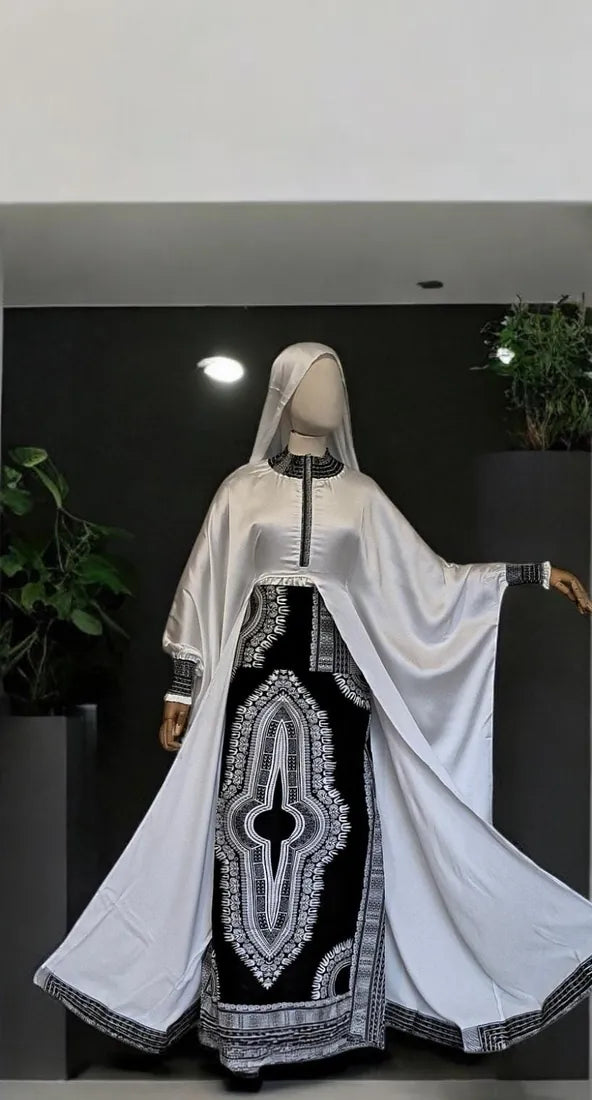 Abaya Mme Dar Nūr — Blanc & noir — Dar Nūr