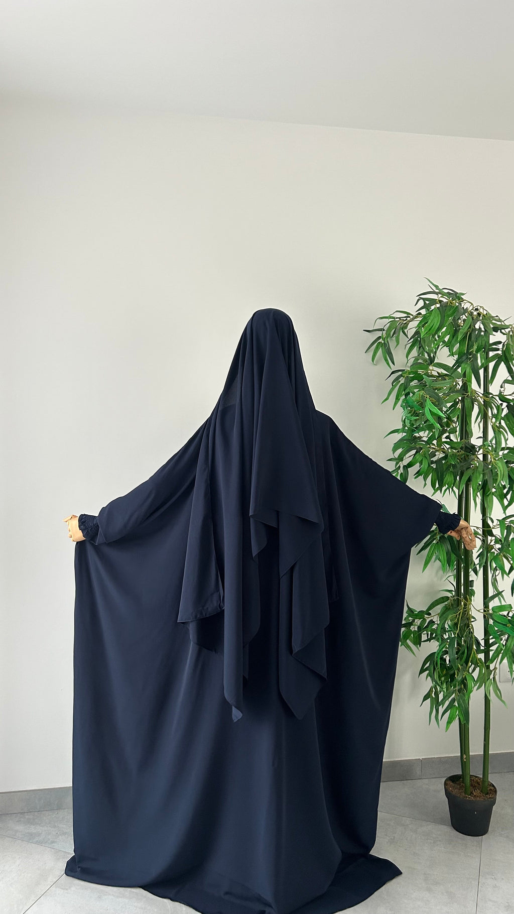 Ensemble Nissah Mastoura Bleu — Dar Nūr