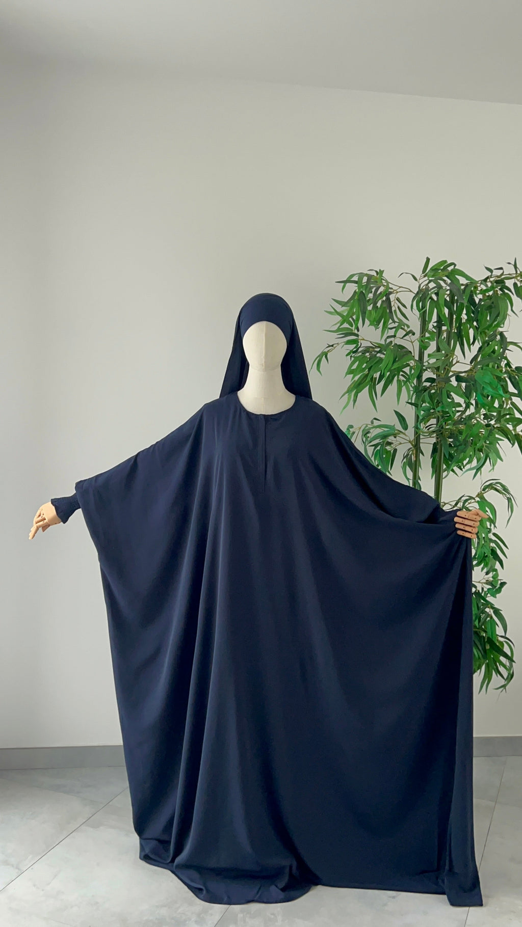 Ensemble Nissah Mastoura Bleu — Dar Nūr